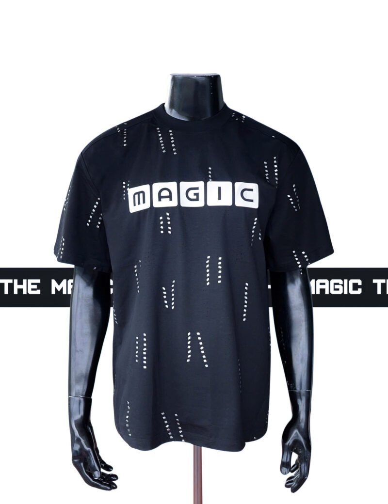 𝑻𝙃𝑬 𝑴𝘼𝑮𝙄𝑪 DREAM T-SHIRT– BLACK