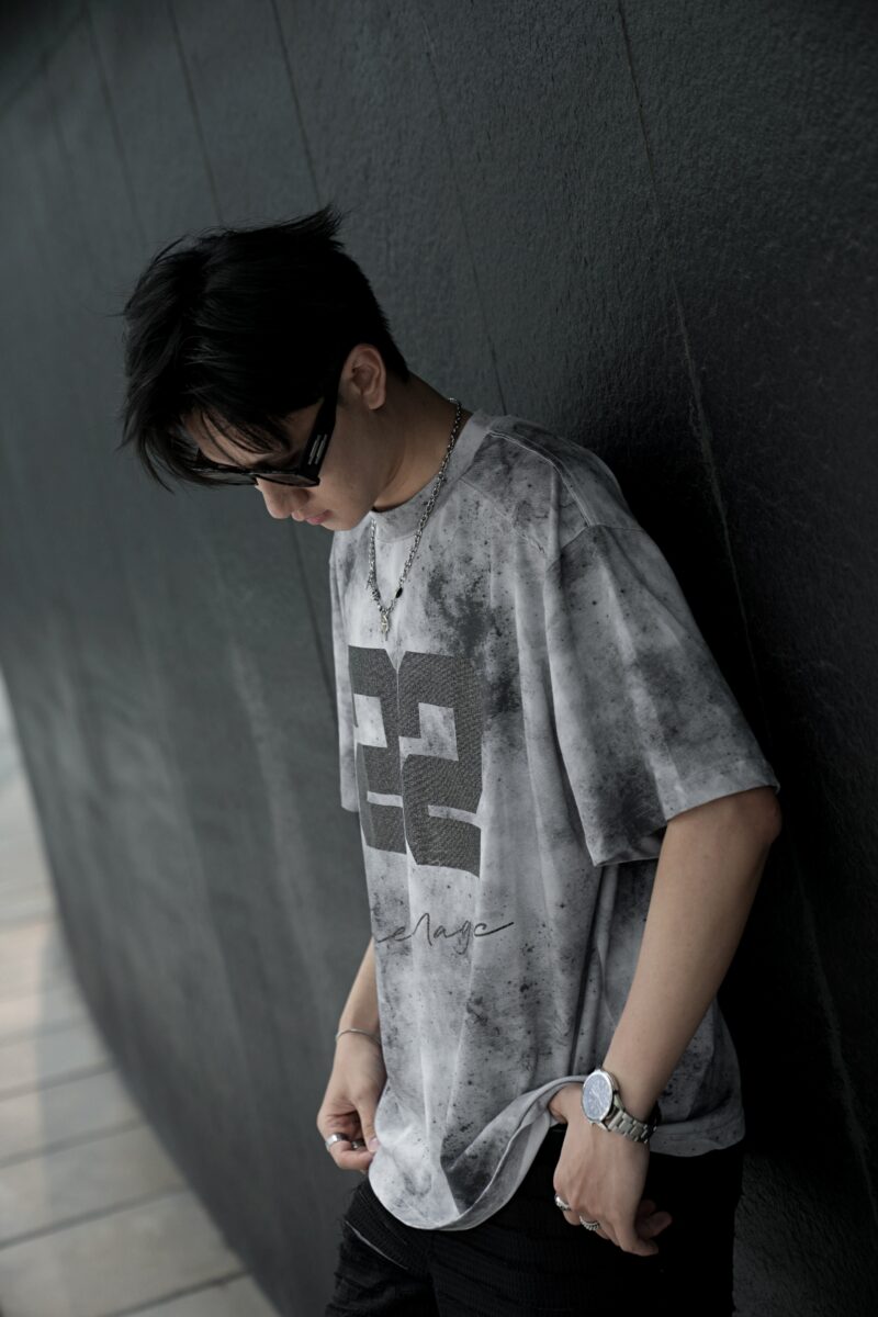 NUMBER T-SHIRT GRAY